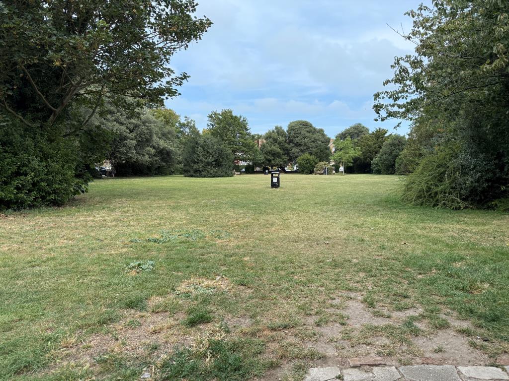 Lot: 141 - WELL PRESENTED TWO-BEDROOM FLAT - View of Adrian Square